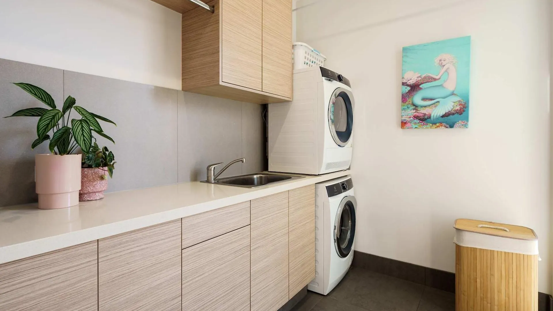 Holiday home Cotton Tree Beach House Maroochydore Australia